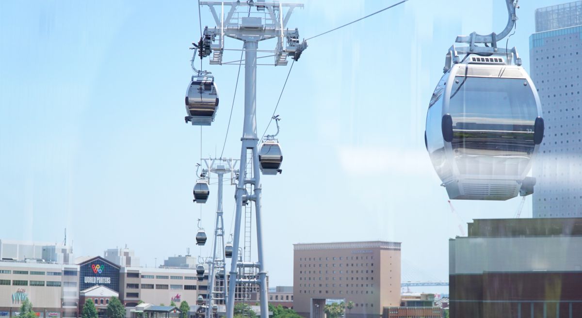 みなとみらいのロープウェイで空中さんぽ Yokohama Air Cabinの昼と夜景の楽しみ方を徹底解説 るるぶ More みなとみらいのロープウェイで空中さんぽ Yokohama Air Cabinの昼と夜景の楽しみ方を徹底解説 るるぶ More