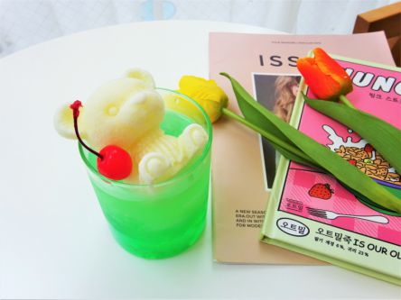 大阪「omomo cafe」の“韓国っぽ”スイーツ&ドリンクがかわいすぎる！