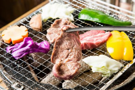 札幌の「士別バーベキュー」で、貴重な道産サフォーク羊肉を味わい尽くす！