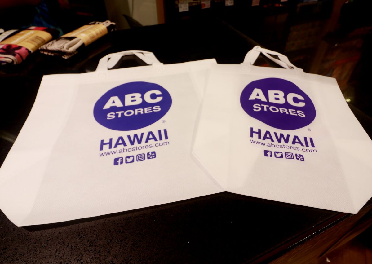 21年最新 ハワイ旅行中の強い味方 ハワイのコンビニ Abcストア 徹底解剖 るるぶ More