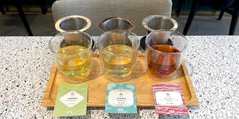 ティー専門カフェ「THREE TEA CAFE トレインチ自由が丘店」で世界のお茶を飲み比べ