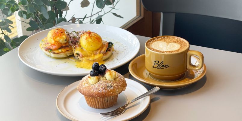 「Blau espresso」で人気店のコーヒーを味わう！癒やしのひと時が過ごせる高架下のおしゃれカフェ
