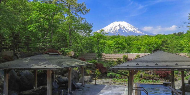 ストア タオル１枚で混浴富士山中湖温泉