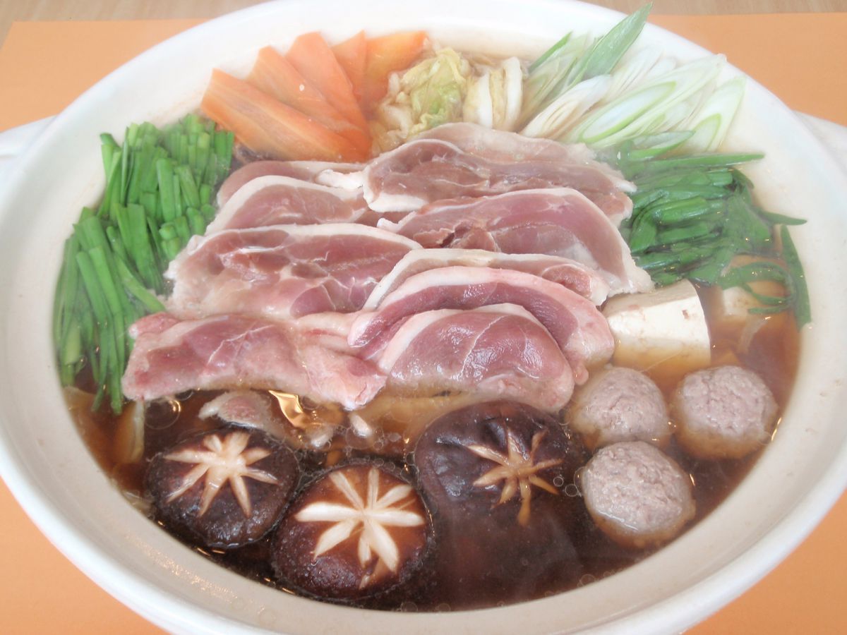鴨鍋定食 1500円※写真は鍋単体です