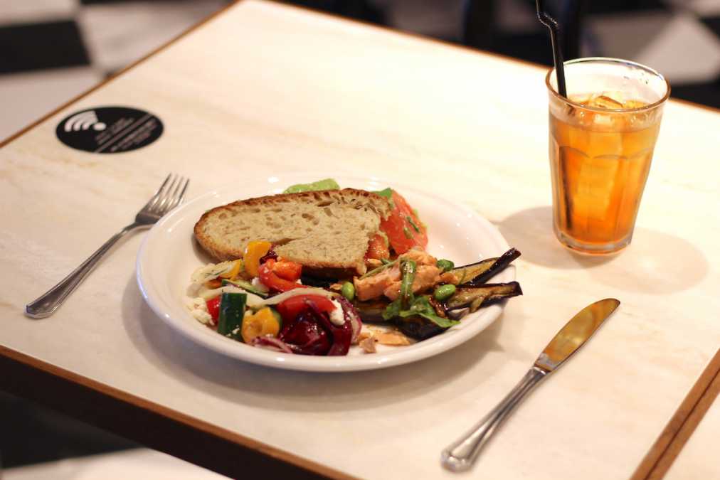 ランチプレート 1380円