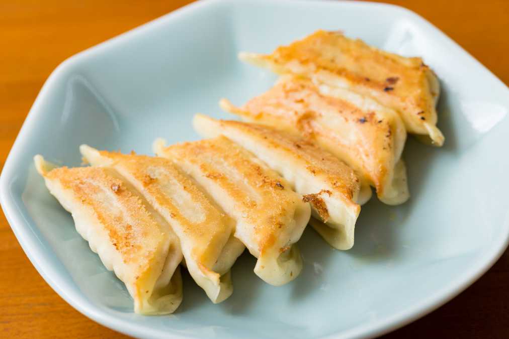 「宇都宮みんみん」の「焼餃子」6個250円