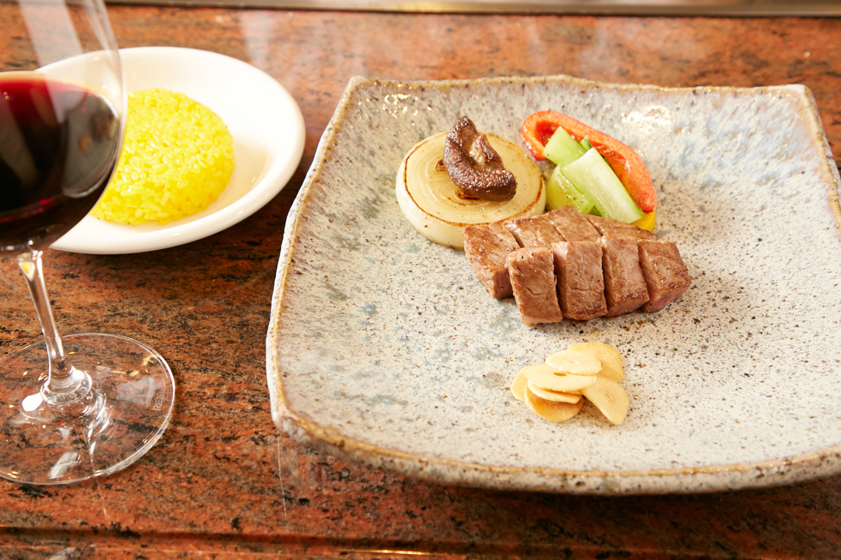 ステーキランチコース(7000円~) 前菜、スープ、サラダ、焼き野菜、焼きリゾット、デザート、食後のドリンクがセット