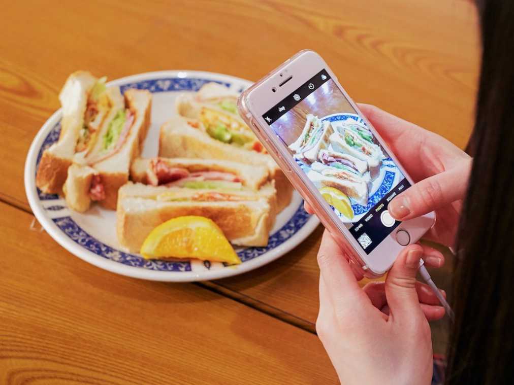 ベーコンエッグトースト850円