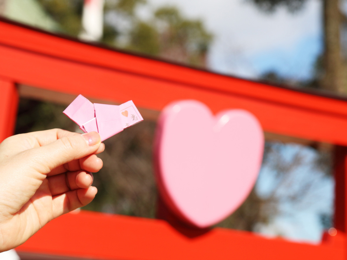 福岡の恋木神社で恋愛祈願 ハートがカワイイ恋のパワースポットでご利益を るるぶ More