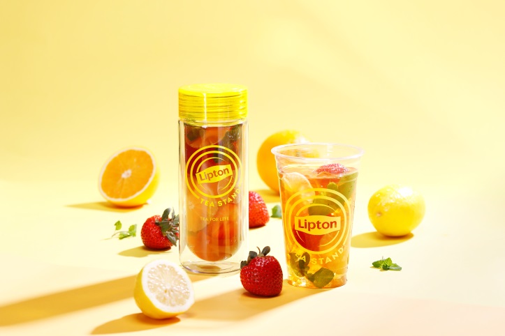 「FRUITS in TEA(フルーツインティー)」600円