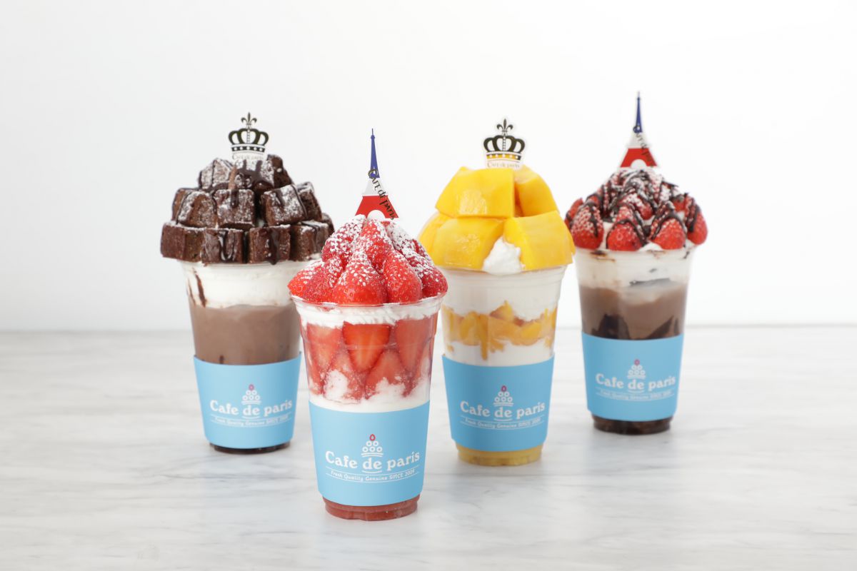 左から順に、ブラウニーボンボン1400円、ストロベリーボンボン1800円、マンゴーボンボン1800円、ストロベリーチョコチーノ1580円