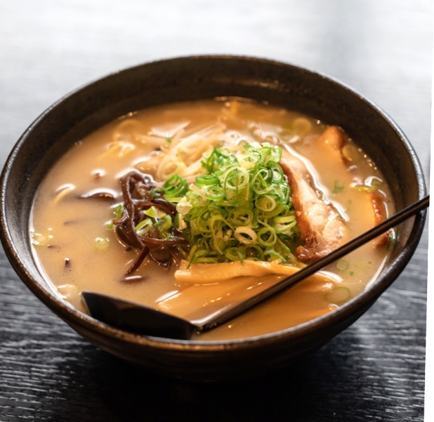 昼15時までのとりラーメン 590円