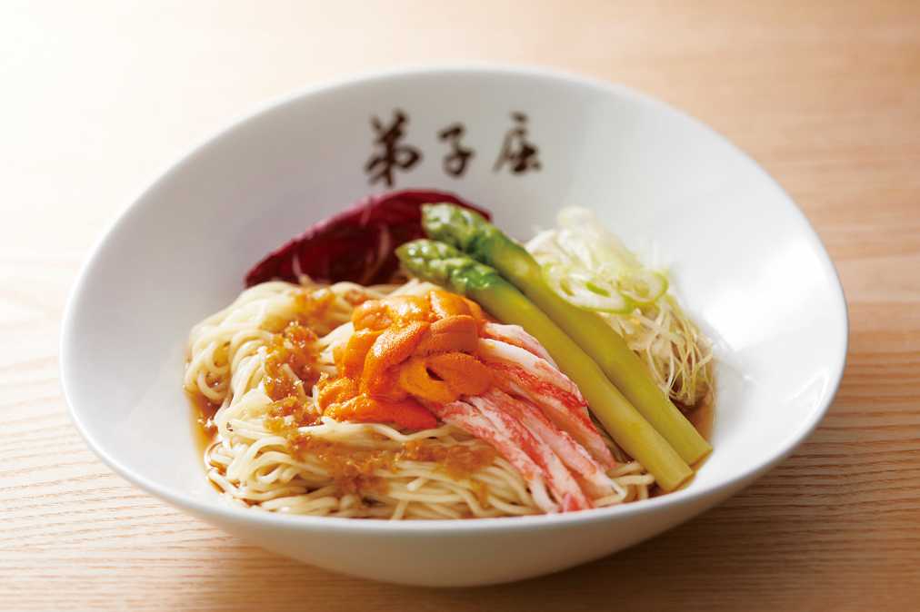 弟子屈町「弟子屈(てしかが)ラーメン」鮭節醤油のウニ冷製麺〈各日20点限り〉1人前1981円