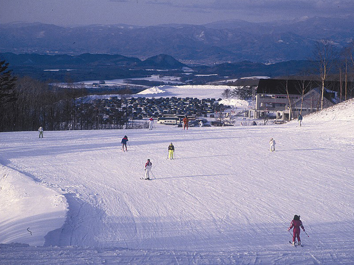 冬のアクティブデートの定番 スキー スノボを10倍楽しむお得術 るるぶ More