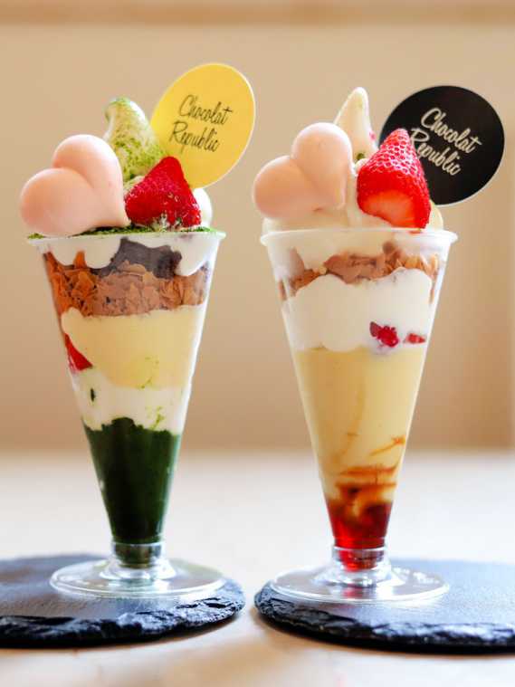 YUMYUM sundae 各830円(税別)