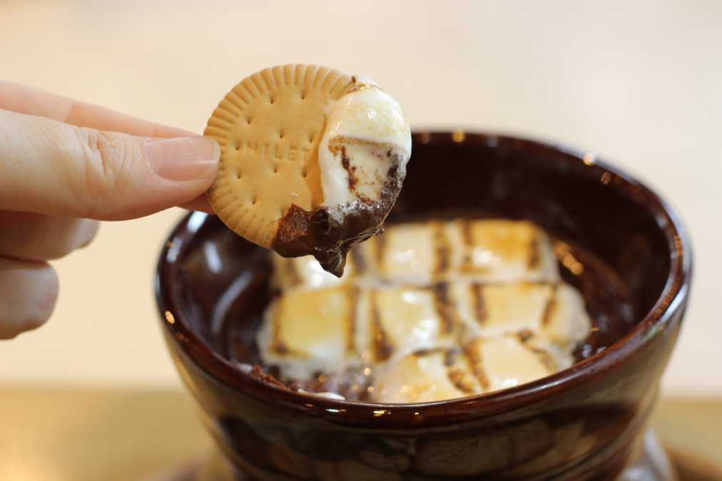 チョコレートとマシュマロのスモアディップ 1000円