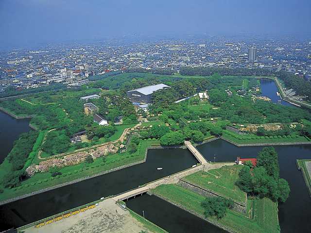 星型の五稜郭周辺をめぐる 函館の歴史を感じるのんびりさんぽ るるぶ More