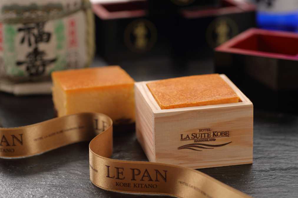 日本一の酒どころ「灘五郷」銘酒の酒粕ベイクドチーズケーキ 810円