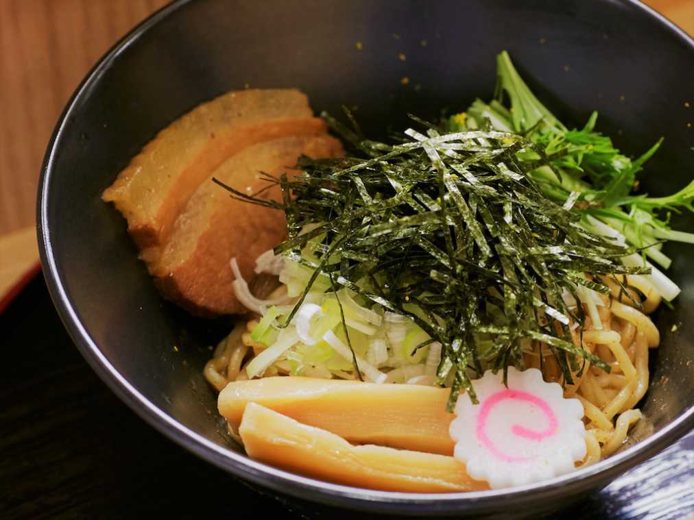 【真】油soba 880円