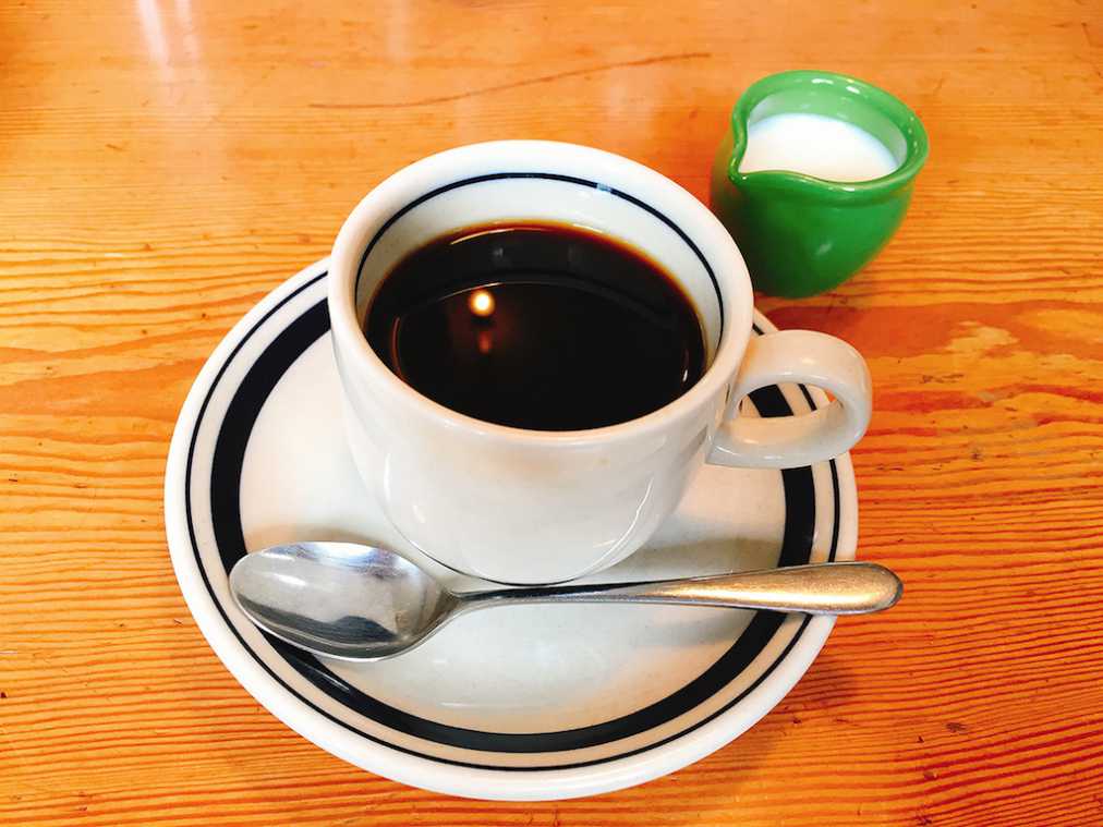 コーヒー350円(17時まで食事と一緒に注文した場合100円)