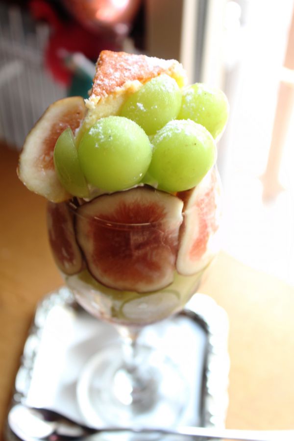無花果と葡萄ジェンヌ1000円(ドリンク付1250円)