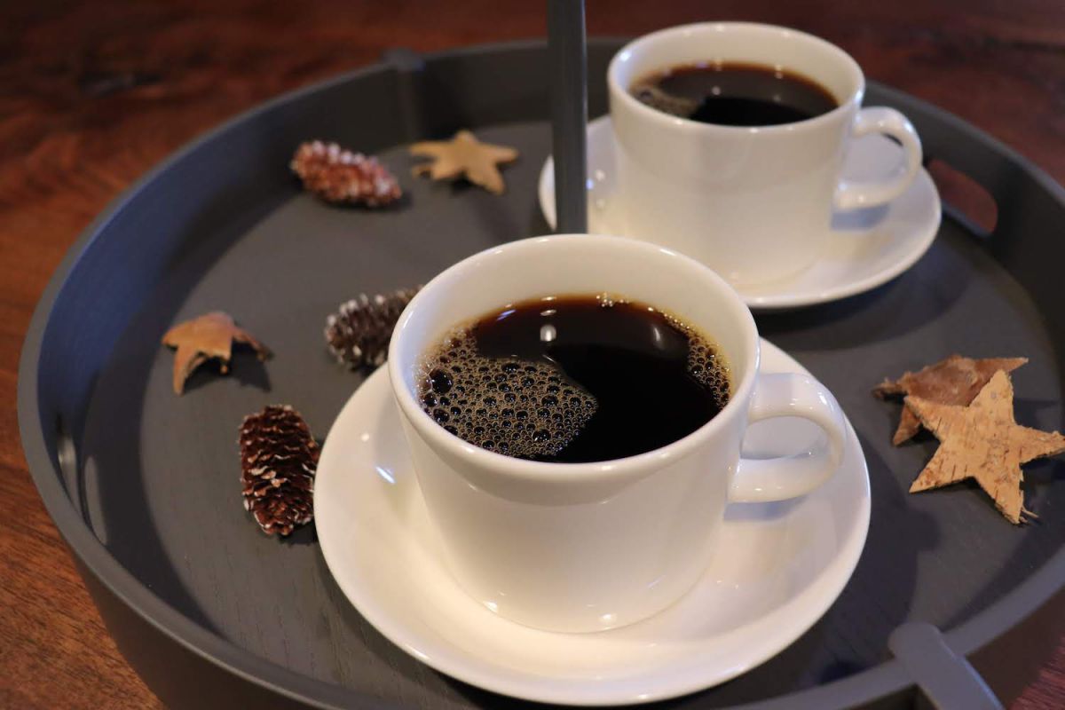 コーヒー(琵琶湖ブレンド)、(百町ブレンド) 各500円(税別)