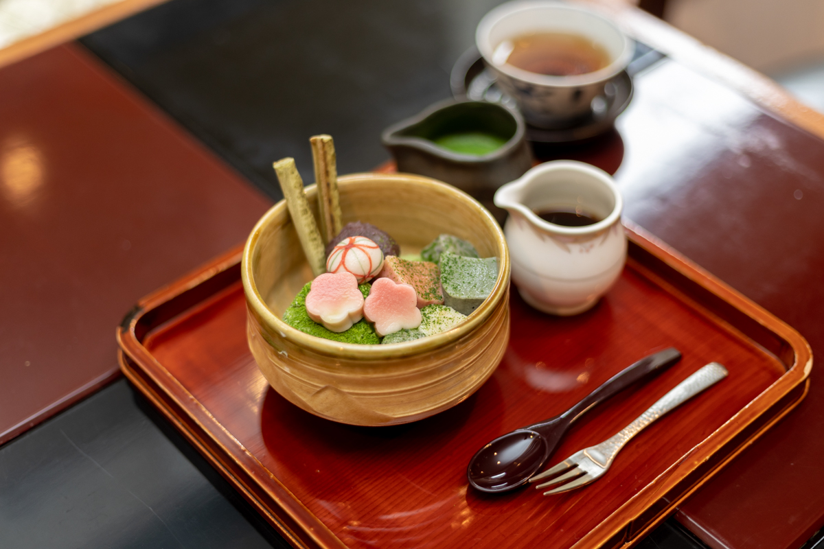 パッ麩ェ 1000円(税別)