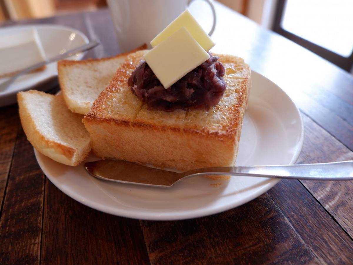 カフェ好きも大絶賛 1 Room Coffee の あんバタートースト が絶品 るるぶ More