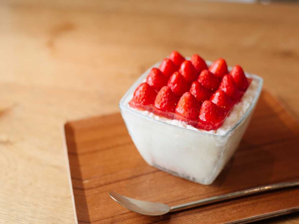 苺畑レアチーズ(4ヘクタール)1500円
