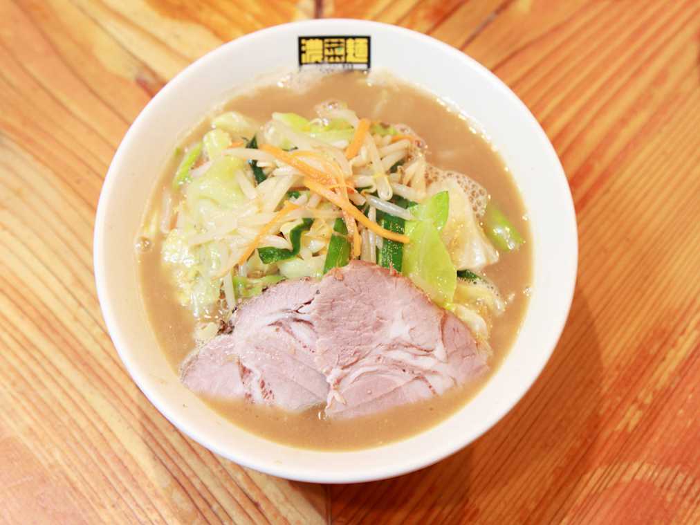 濃菜麺 800円
