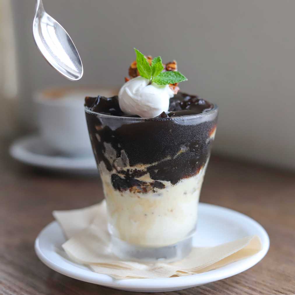 自家製コーヒーゼリーパフェ(単品) 600円(税別)