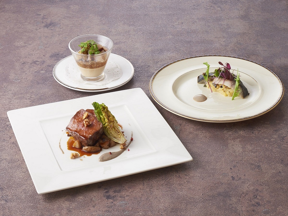 グランドデューク 1万3200円(サービス料別)