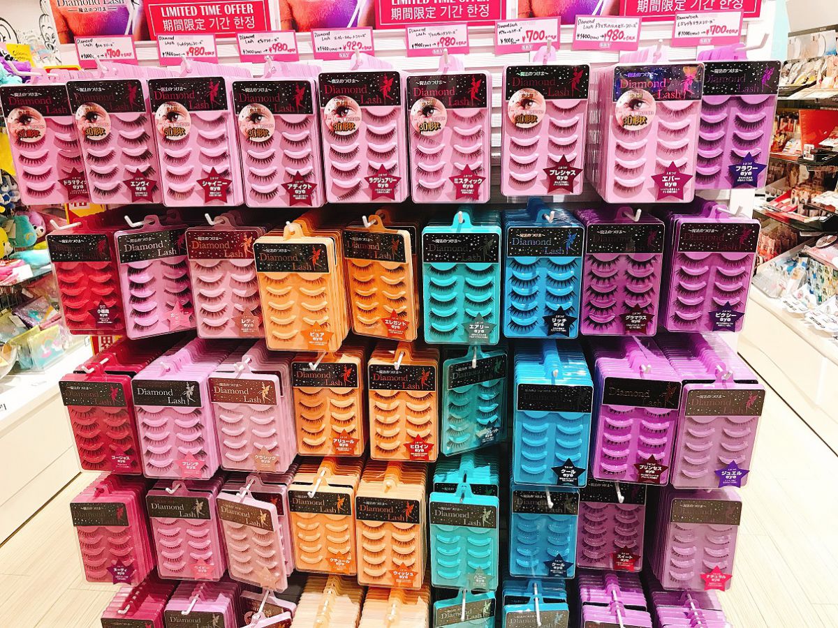 Diamond Lash 各1080円〜