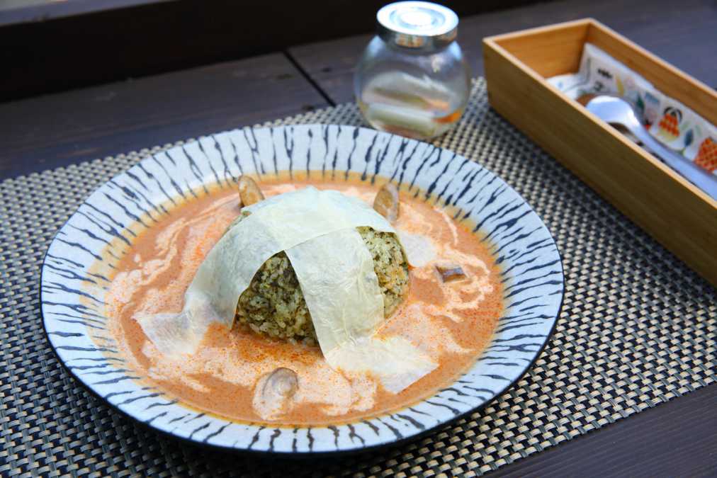 薬膳生湯葉カレーセット(コーヒー付)1400円