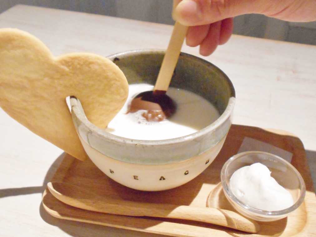 新感覚 ボンヌカフェ の溶かして食べるホットチョコレートがおいしすぎる るるぶ More