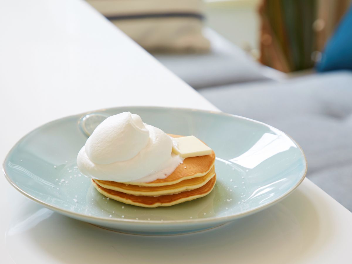 プレーンパンケーキ 1100円 ※チョコかけ放題をする場合は11時~19時30分LO