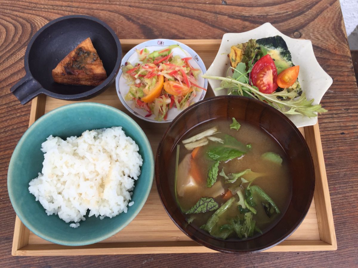 神戸の おいしいもの が勢揃い 地域密着型マルシェ Farm Stand ファーム スタンド