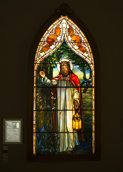 作品名:世の光 ドアをたたくキリスト、制作国:アメリカ、時代:1910年頃、Tiffany Studios制作