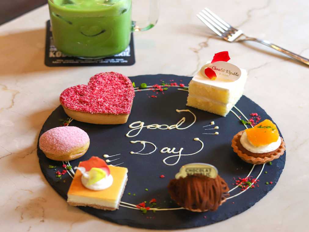 tea party 1500円(税別)