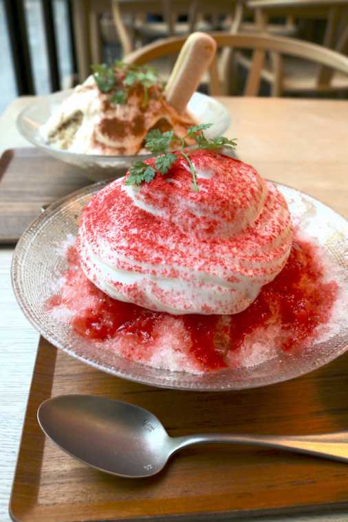 ふわふわいちごのかき氷 1000円(税別)