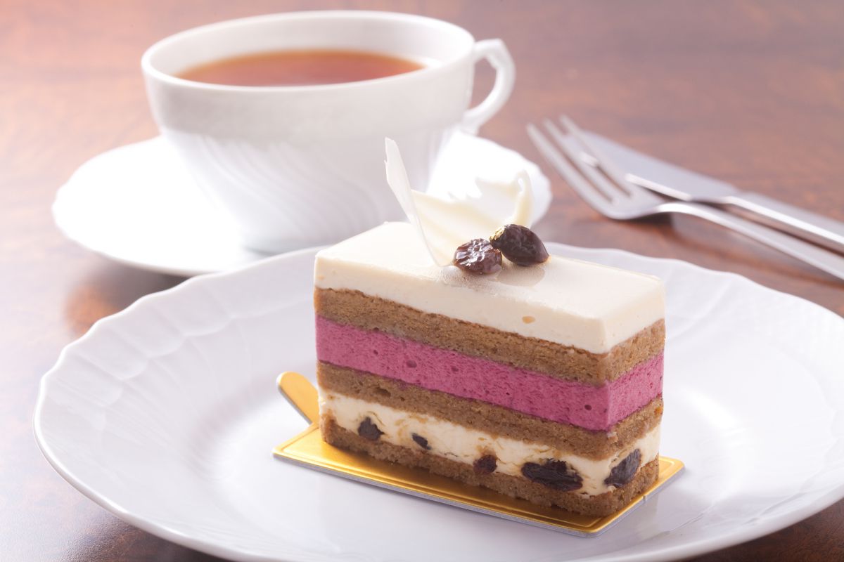 セデュイール550円、紅茶(ダージリン)560円(いずれも税別)