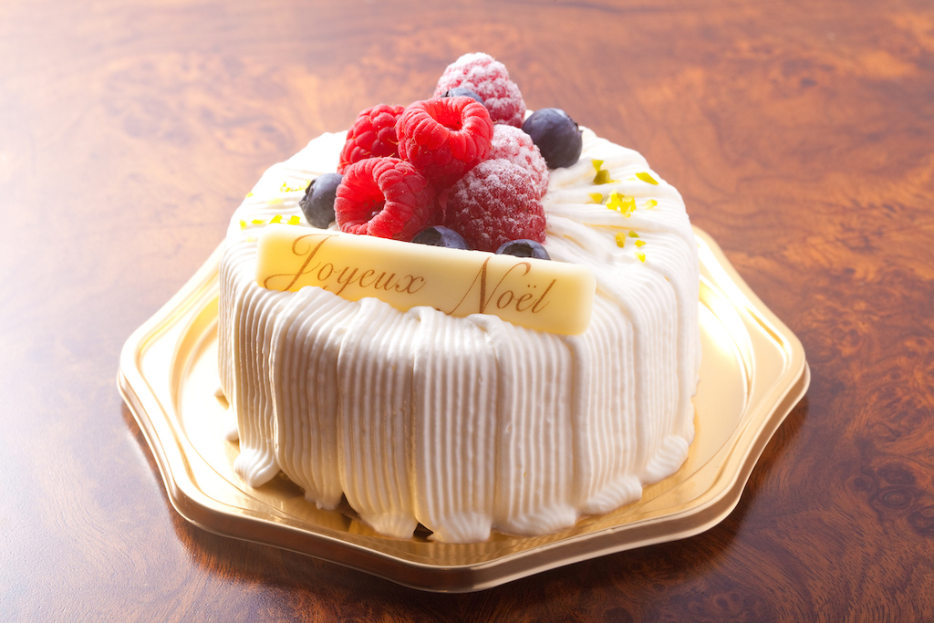 ノエル・エス直径9㎝(2人向け)2100円、12㎝(3〜4人向け)3700円(いずれも税別)