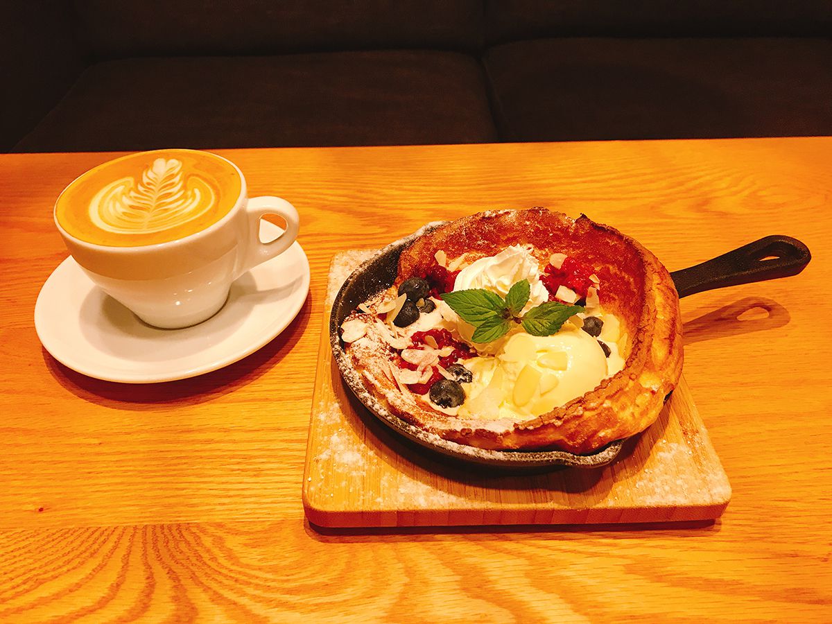 ダッチベイビー 918円