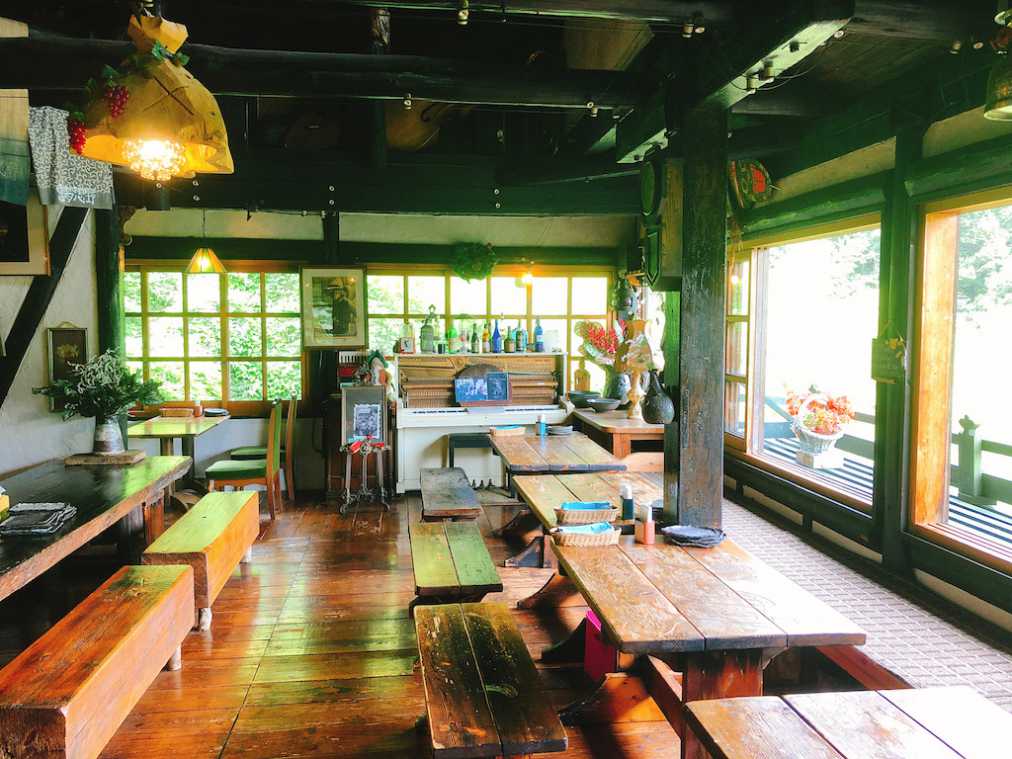 山奥で料理と自然に癒されて 手作りログハウスの週末限定レストラン るるぶ More