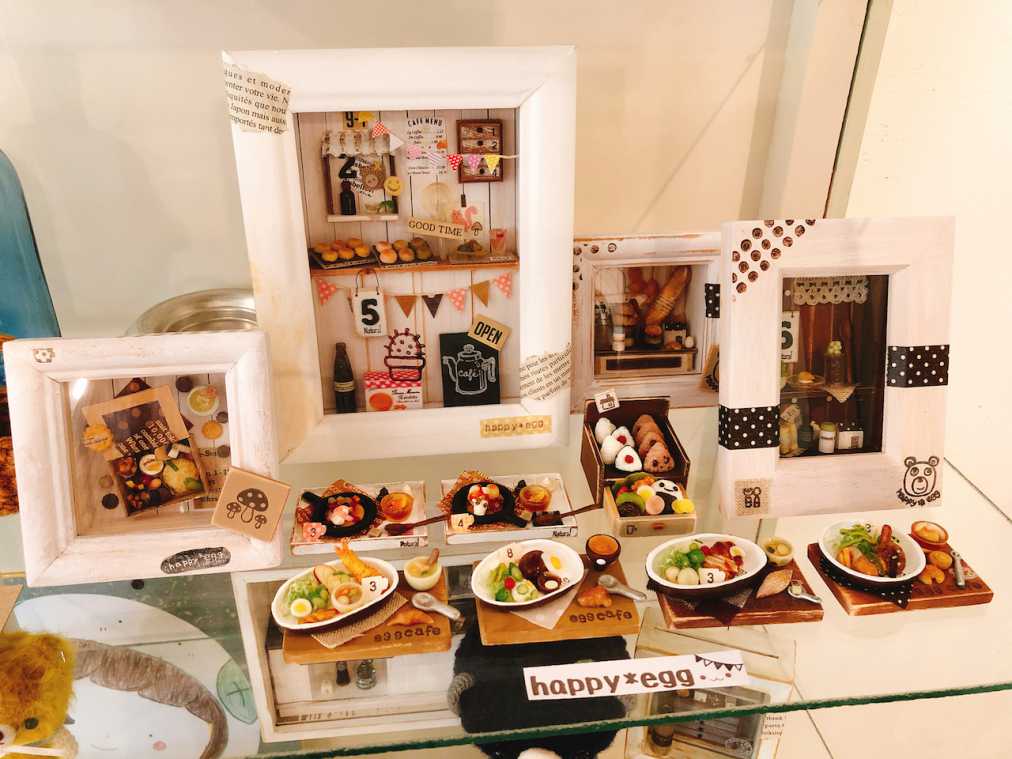 ミニチュアが現実に 作家の世界観が楽しめる ドールハウスカフェ るるぶ More