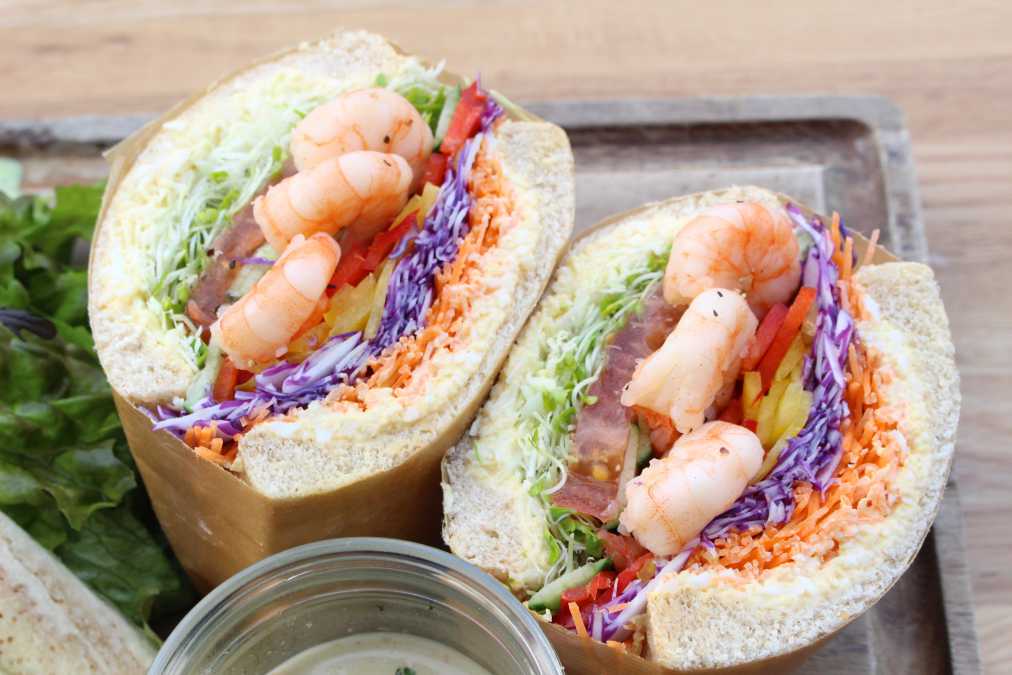 スプラウトサンドイッチ シュリンプエッグ 1300円