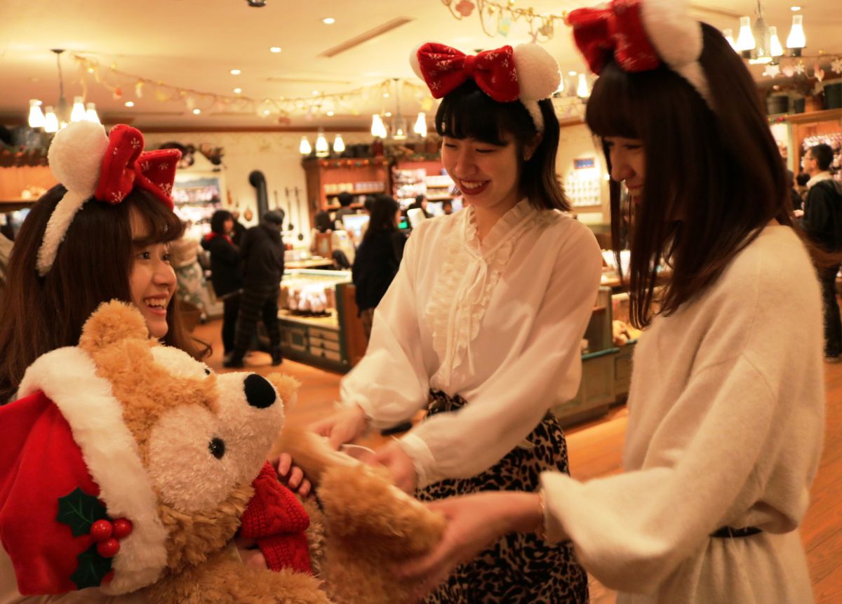 アフター6パスポートで楽しむ クリスマスの東京ディズニーシー るるぶ More