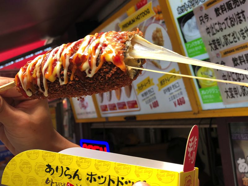 ストーリー映え間違いなし！韓国発の伸び～るアメリカンドッグを堪能