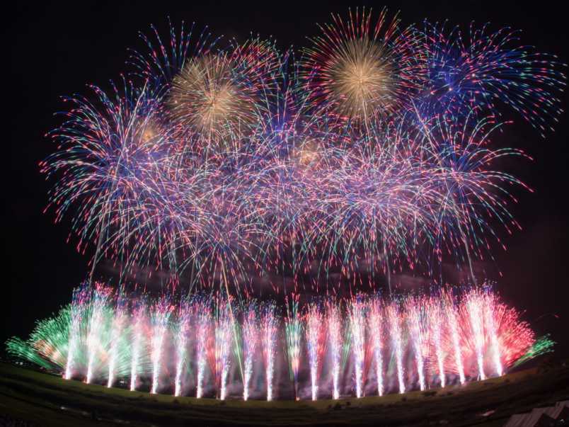 必見！世界最高峰の花火師たちによる「東京花火大祭“～EDOMODE