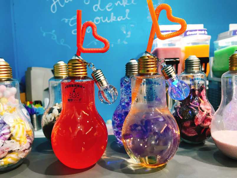 電球ソーダ 新品 楽天市場】LED 電球ボトル 500ml ストロー付き 光る ソーダボトル 電球